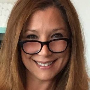 Meet your Posher, Toni